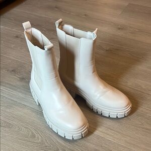 Women's Off White Chunky Ankle Boots